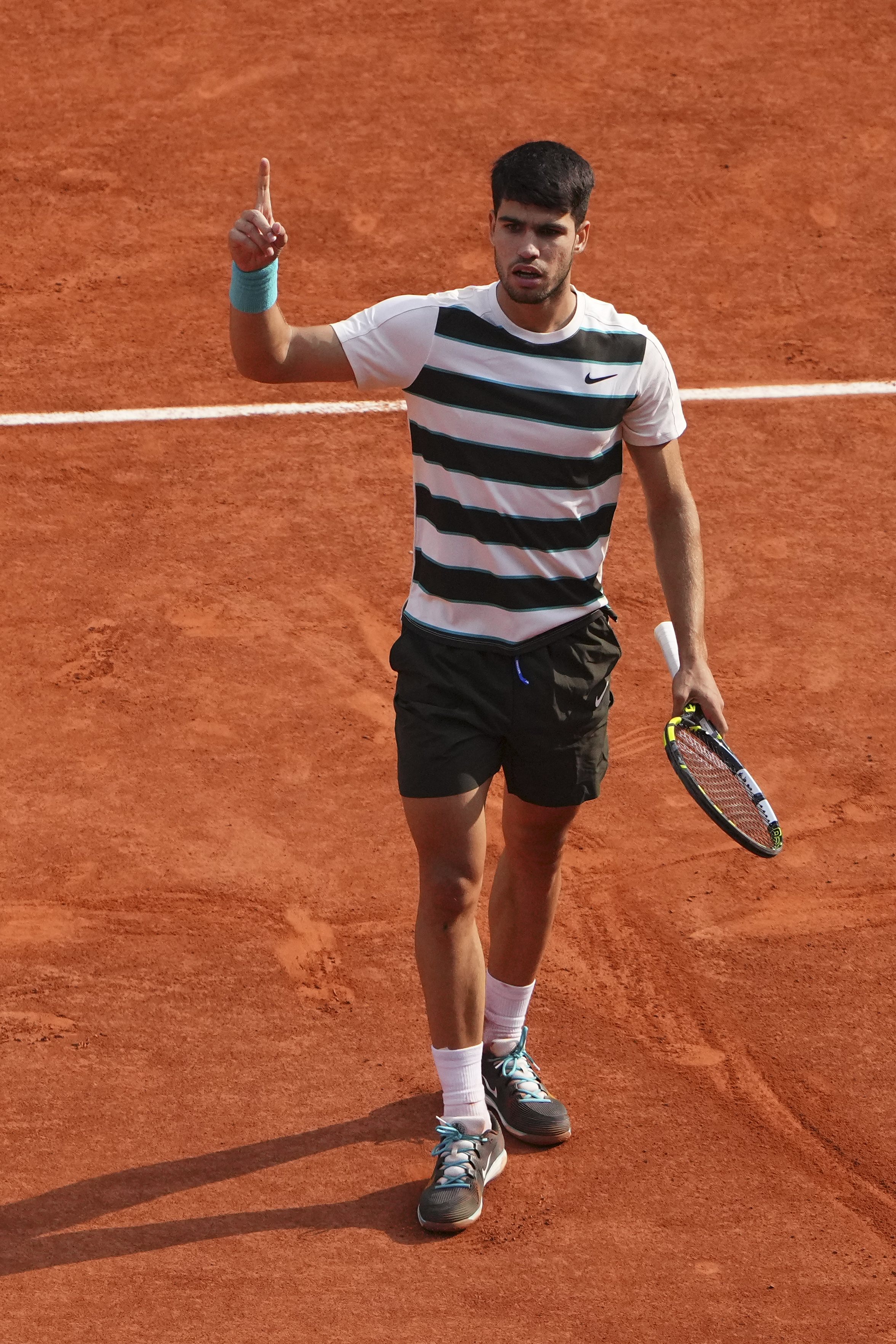 开云APP-法国网球队碾压世界网球队，阿尔卡拉斯送出助攻的简单介绍