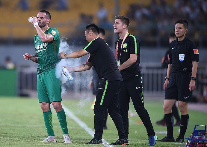 江苏苏宁不敌北京国安,客场寻求翻盘之路的简单介绍 江苏苏宁不敌北京国安,客场寻求翻盘之路的简单介绍