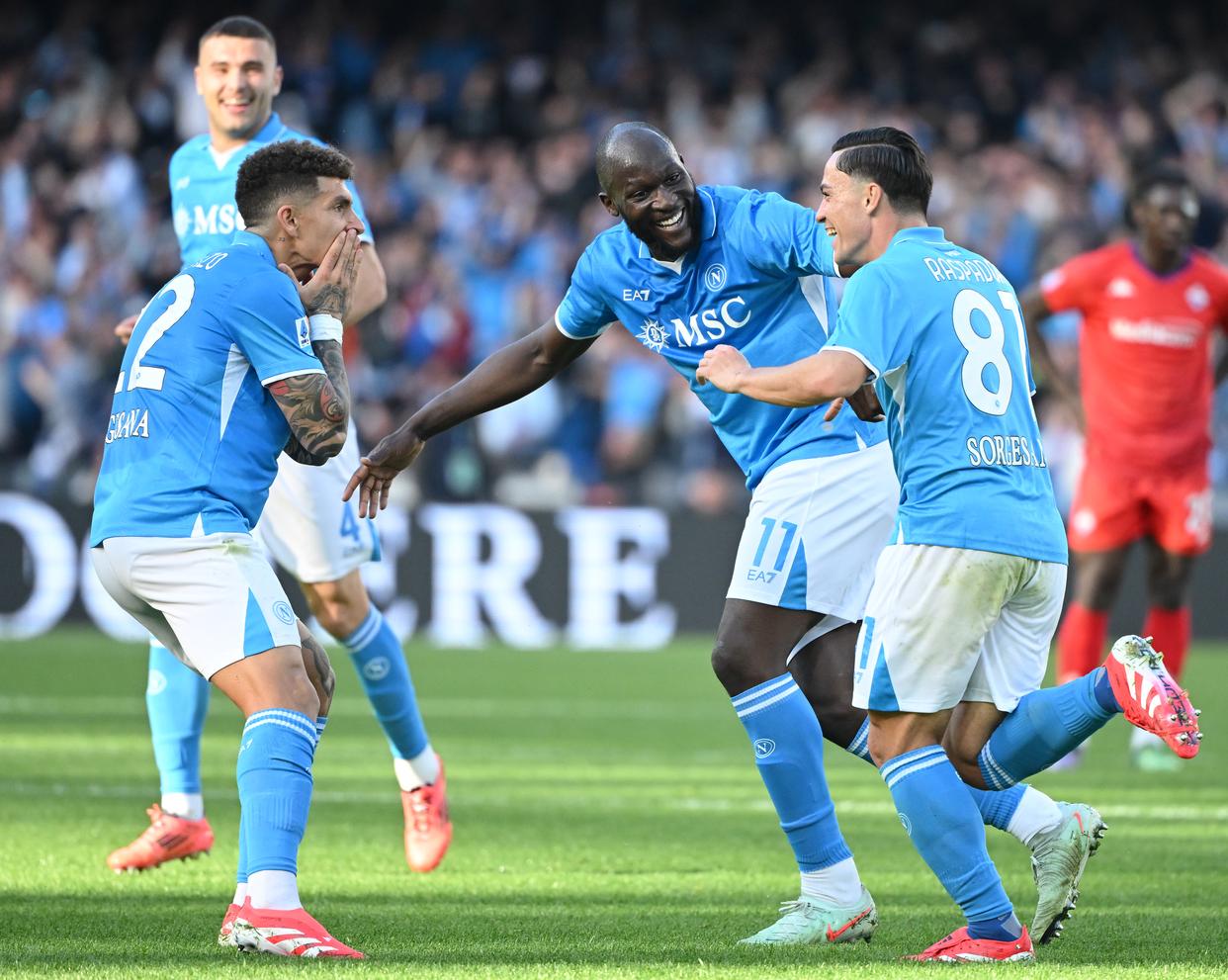 佛罗伦萨客场大胜,提升士气备战下一场比赛的简单介绍 佛罗伦萨客场大胜,提升士气备战下一场比赛的简单介绍