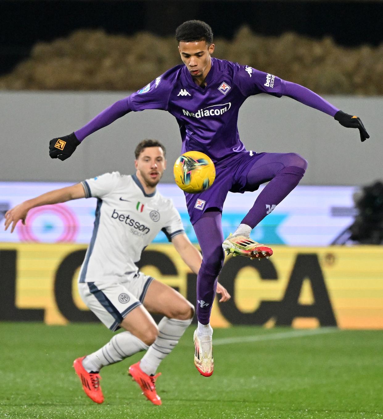 佛罗伦萨客场大胜,提升士气备战下一场比赛的简单介绍 佛罗伦萨客场大胜,提升士气备战下一场比赛的简单介绍