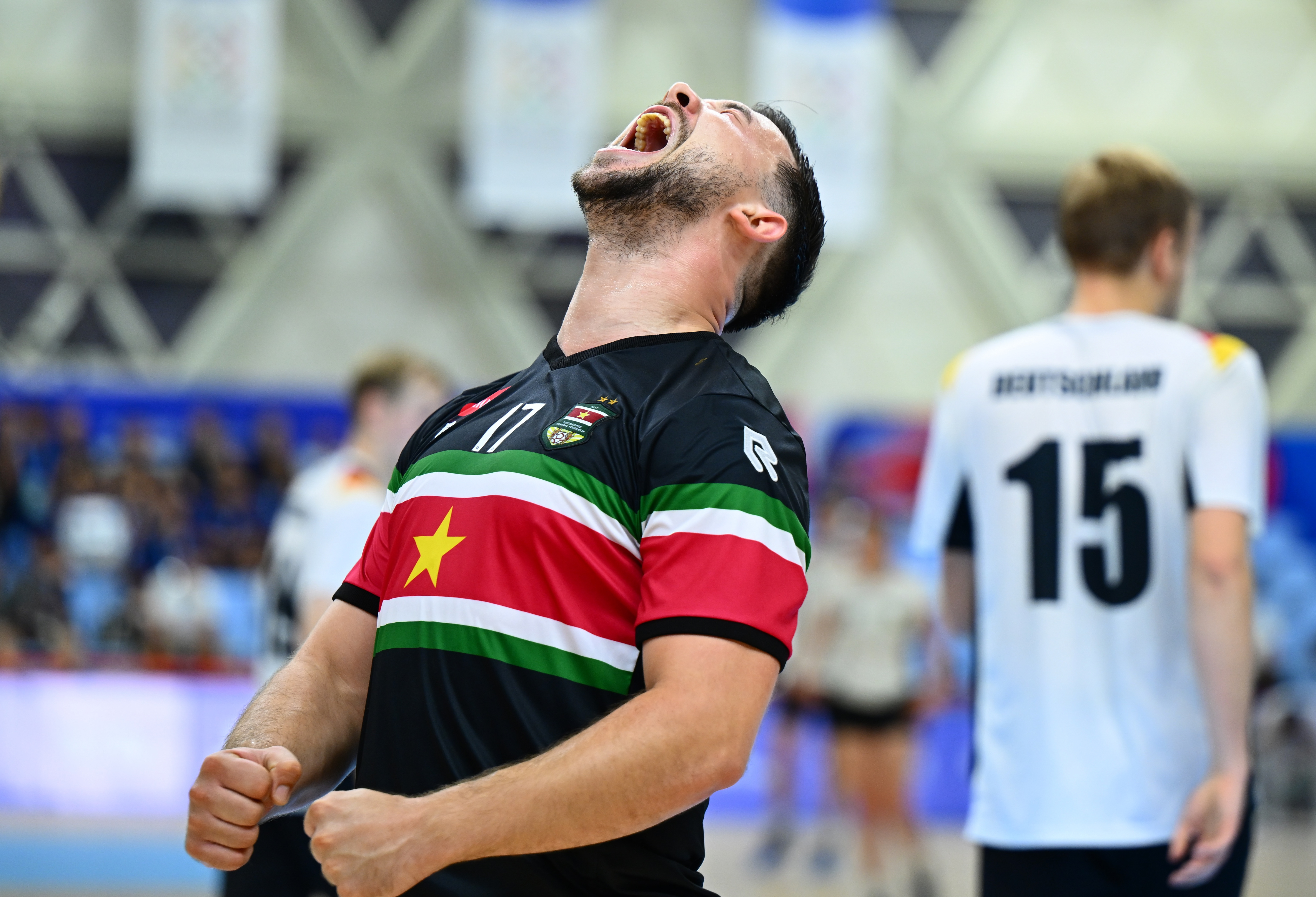 开云APP-关于荷属安的列斯队迎胜利晋级赛场的信息