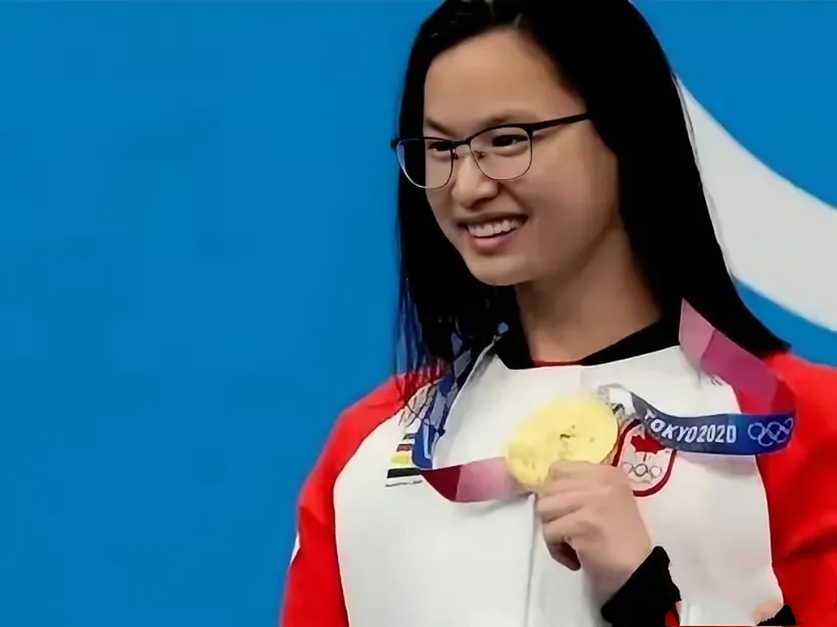 捷克游泳天才出击，飘逸身姿夺得冠军的简单介绍