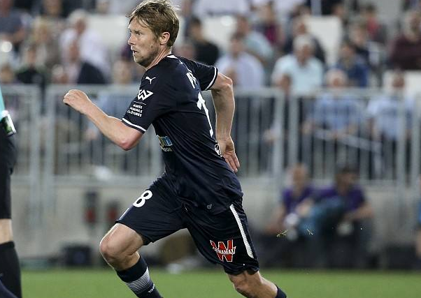 亚眠客场逼平时尚巴黎，表现不俗的简单介绍