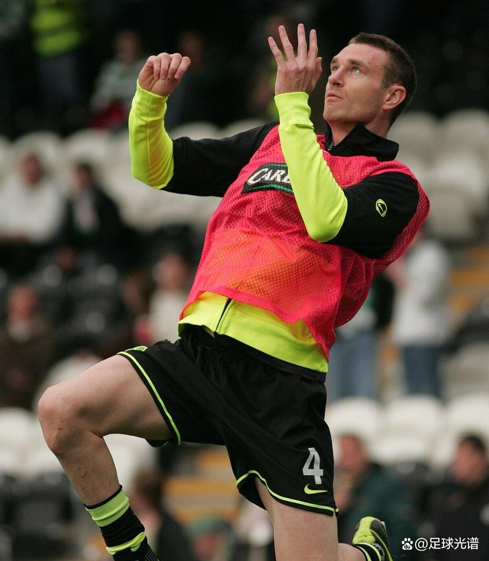 英格兰羽毛球队力克日本羽毛球队，马琳制霸全场的简单介绍