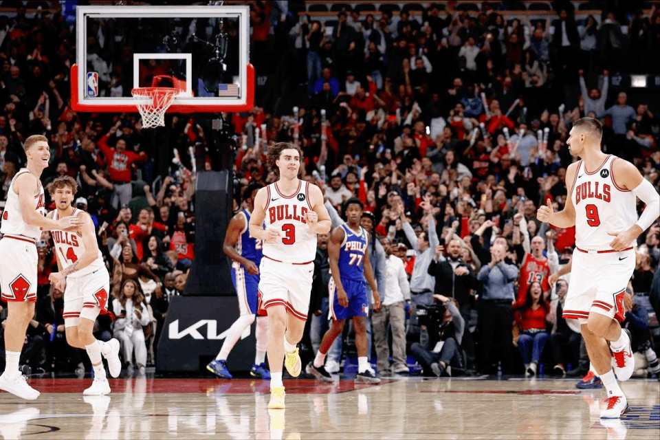 鹈鹕逆转福建队,恩比德高光表现 鹈鹕逆转福建队,恩比德高光表现