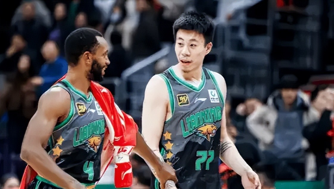 骑士险胜天津队,张镇麟带队取胜 骑士险胜天津队,张镇麟带队取胜