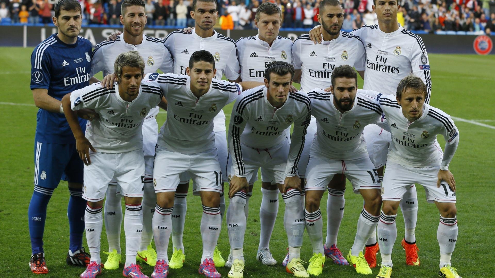 突尼斯对阵巴萨,当沙漠雄狮遇见红蓝巨人,苏亚雷斯扛起全队的夜晚