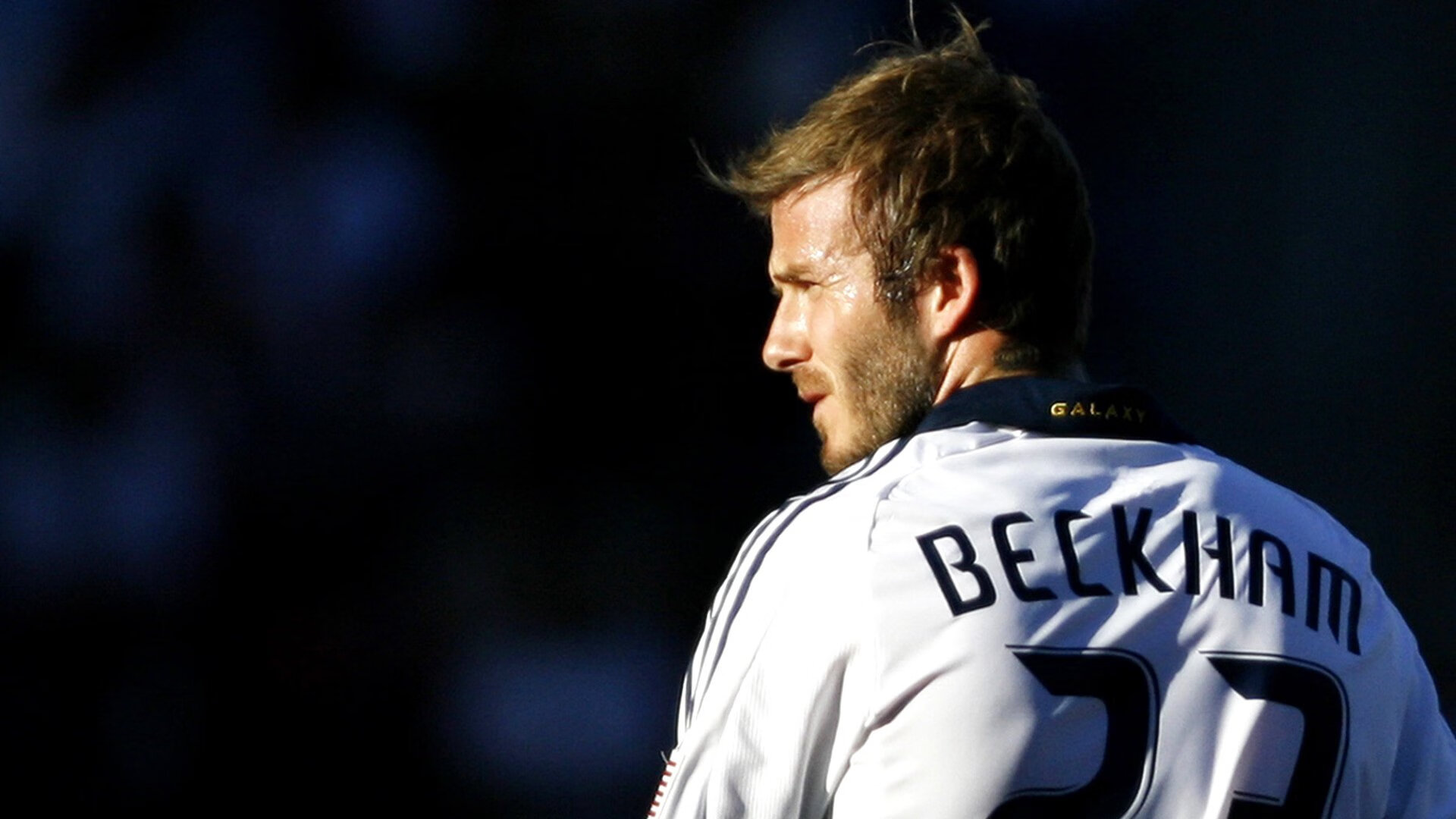 绿茵场上的绝杀与乒乓台前的纪录，当瑞典队逆转葡萄牙，许昕刷新历史